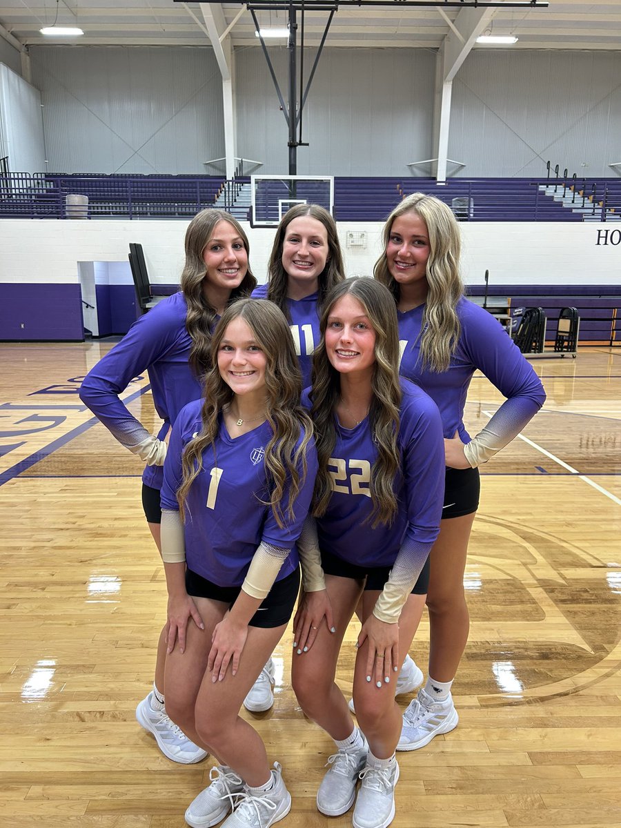 Team photo day! 📸🦅🏐