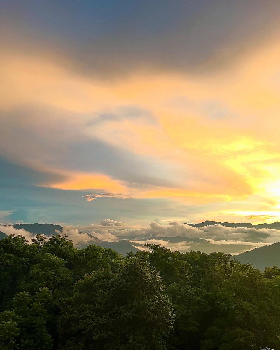 Wake up to serenity. This is Nagaland calling.
.
.
.
📷 @meyiele_mero