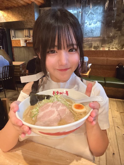 Twitterのコスプレ画像6