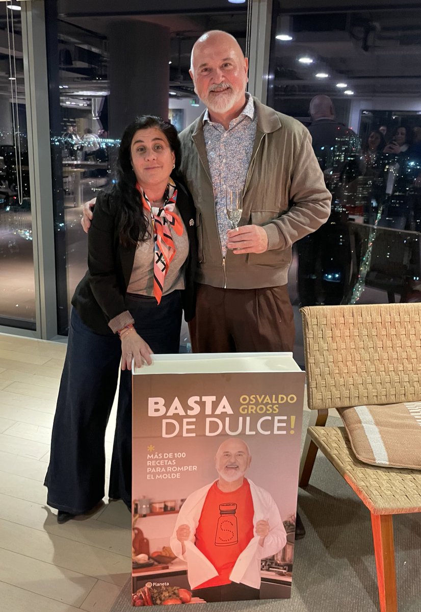 Salados o dulces, los gustos en vida 🙌🏻 <a href="/OsvaldoGross2/">Osvaldo Gross</a> presentó su nuevo libro “Basta de dulce”, con muchas recetas de su cocina cotidiana: tartas, empanadas, sándwiches y pastelería salada (profiteroles, fosforitos y muchas más)