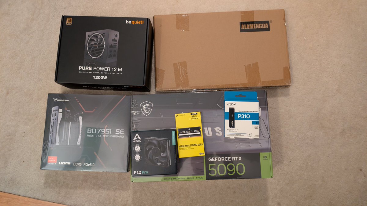 Max Voltage tweet media