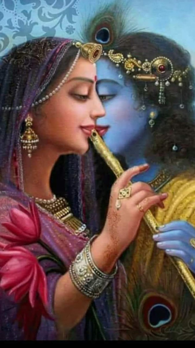 💐💐
श्यामधुन किसमे नही है ?
राधिका जिसमे बही है  !
बांसुरी जिसने गही है  !
सृष्टि उसकी ही रही है ।
जो मिला आनन्द ही है 
प्रेम जीवन छन्द ही है । 
💐💐
 -  अरुणेश मिश्र