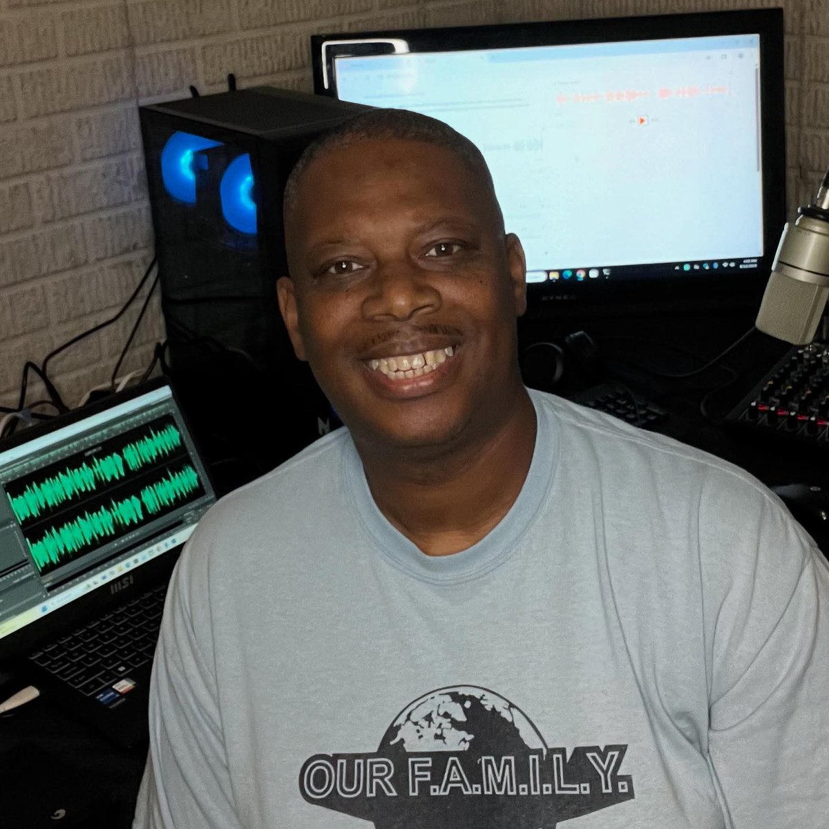 bobbyrtaylor2's tweet photo. #NewProfilePic https://t.co/jf22tcljMn
