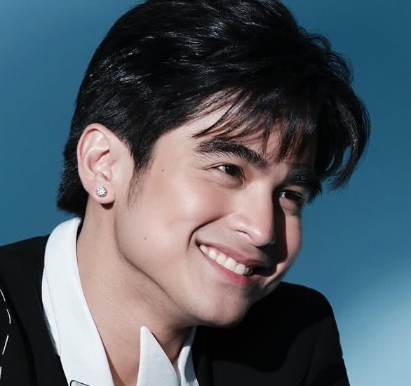 Kaye π¦ (@mysweetpolin) on Twitter photo Big day for Will Ashley today! Win or lose, he's already a Winner by being nominated among veteran actors in the FAMAS Best Supporting Actor Category. Congratulations <a href="/WillAshley05/">Will Ashley</a>!
#LoveYouSoBad Big day for Will Ashley today! Win or lose, he's already a Winner by being nominated among veteran actors in the FAMAS Best Supporting Actor Category. Congratulations <a href="/WillAshley05/">Will Ashley</a>!
#LoveYouSoBad