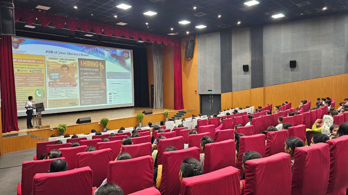 KonarkCorps's tweet photo. #GoldenKatarDivision in collaboration with Cyber Crime Branch, #Ahmedabad &amp; @GujaratPolice  conducted a ‘Cyber Crime Awareness' lecture for families of All Ranks. Practices to prevent digital fraud &amp; to strengthen digital security were shared with over 350 participants.
#AWWAWeek https://t.co/hIDkOrXcXO