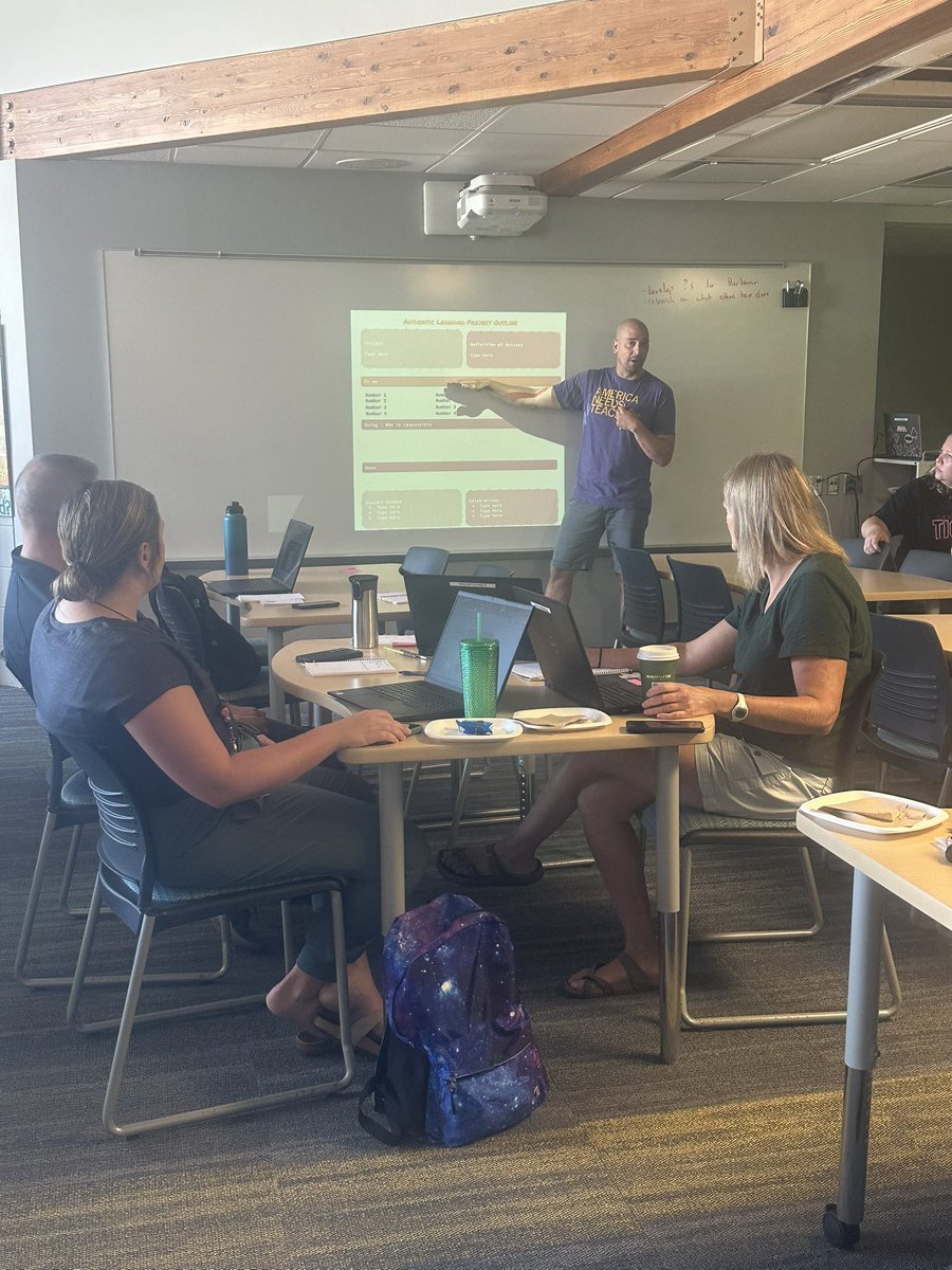 Tara Estep tweet media