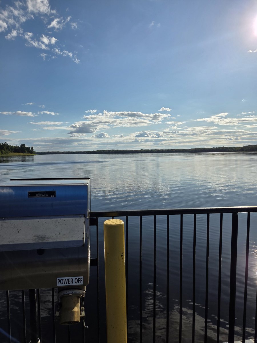 OrrBob1972's tweet photo. Beautiful evening on the ferry! https://t.co/9ZuTF2Rgd9