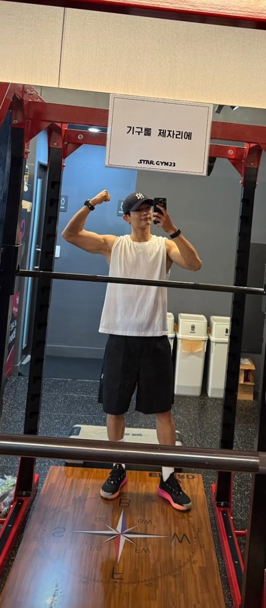 ⠀⠀⠀      

⠀   ⠀           ⠀       𝑩𝒐𝒂 𝑵𝒐𝒊𝒕𝒆!
⠀   ⠀            𝑻𝒊𝒓𝒂𝒏𝒅𝒐 𝒐 𝒔𝒕𝒓𝒆𝒔𝒔 𝒅𝒐 𝒅𝒊𝒂

⠀⠀