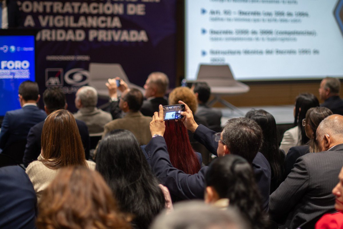 Supervigilancia tweet media