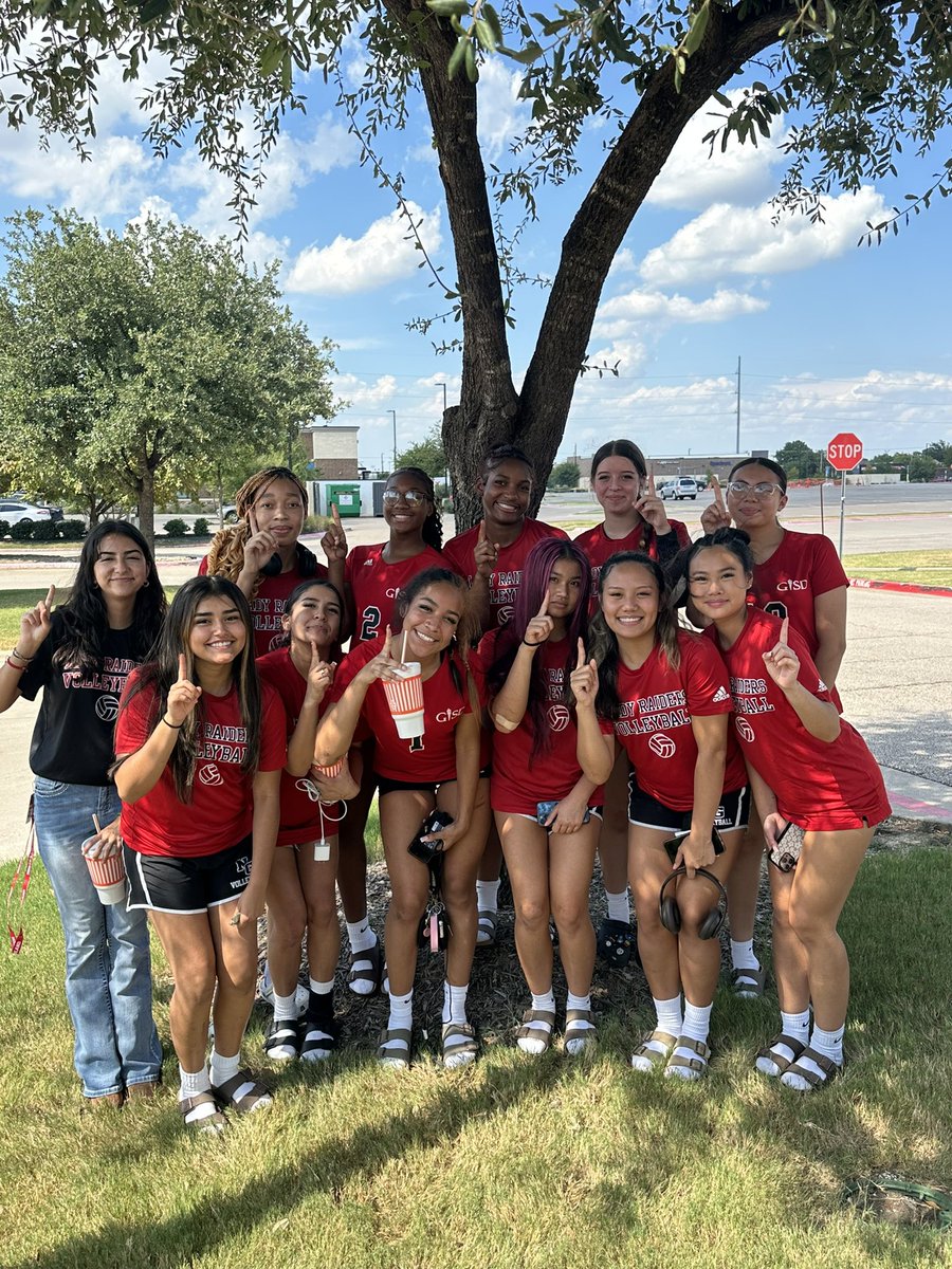 NGHS Volleyball tweet media