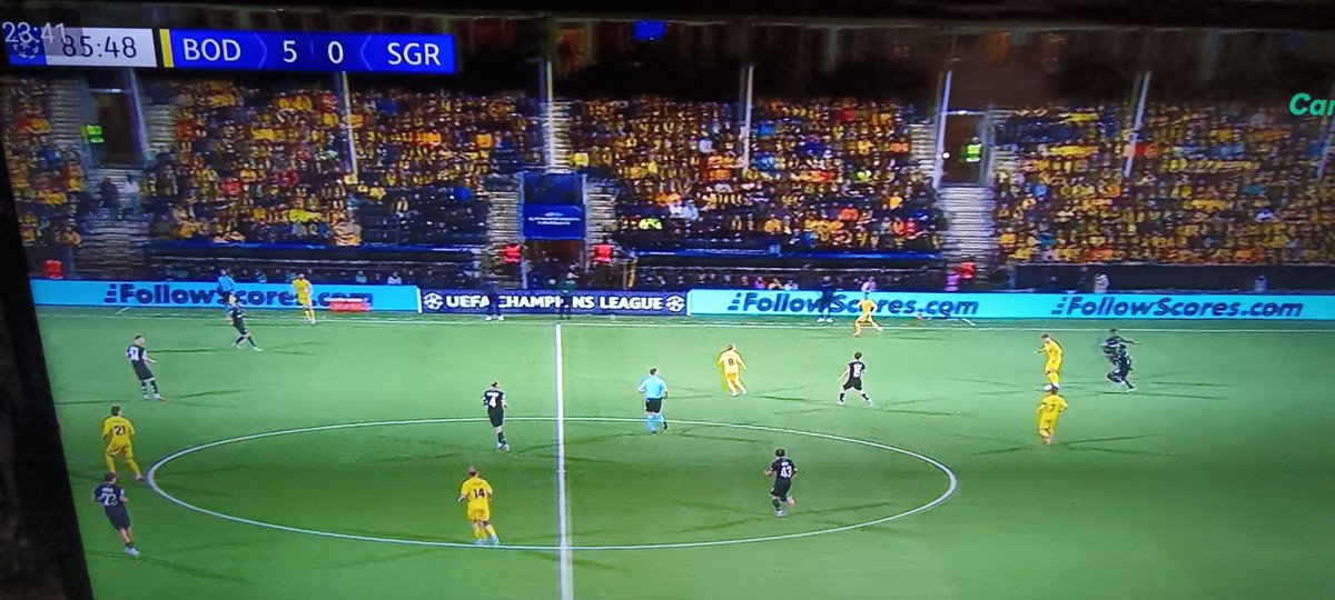 Un día habrá que hablar largo y tendido del Bodo Glimt
5-0 En la ida de la precvia de Champions contra el Sturm Graz Y is recordaremos en <a href="/Garikoi69468096/">FutbolconSalitre</a> todo lo bien que venimos halando de este cariñoso club