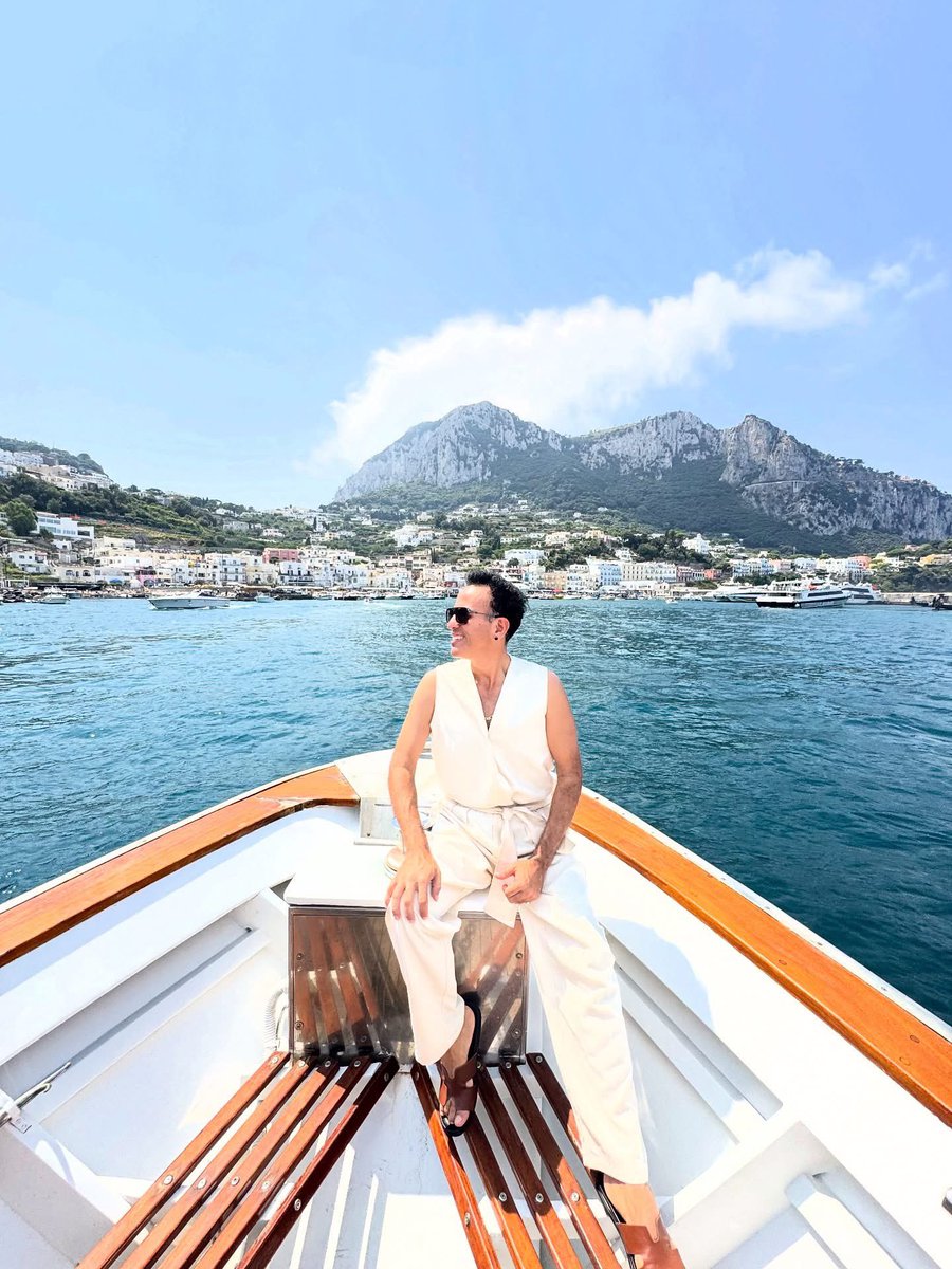 Chrystravelers tweet media