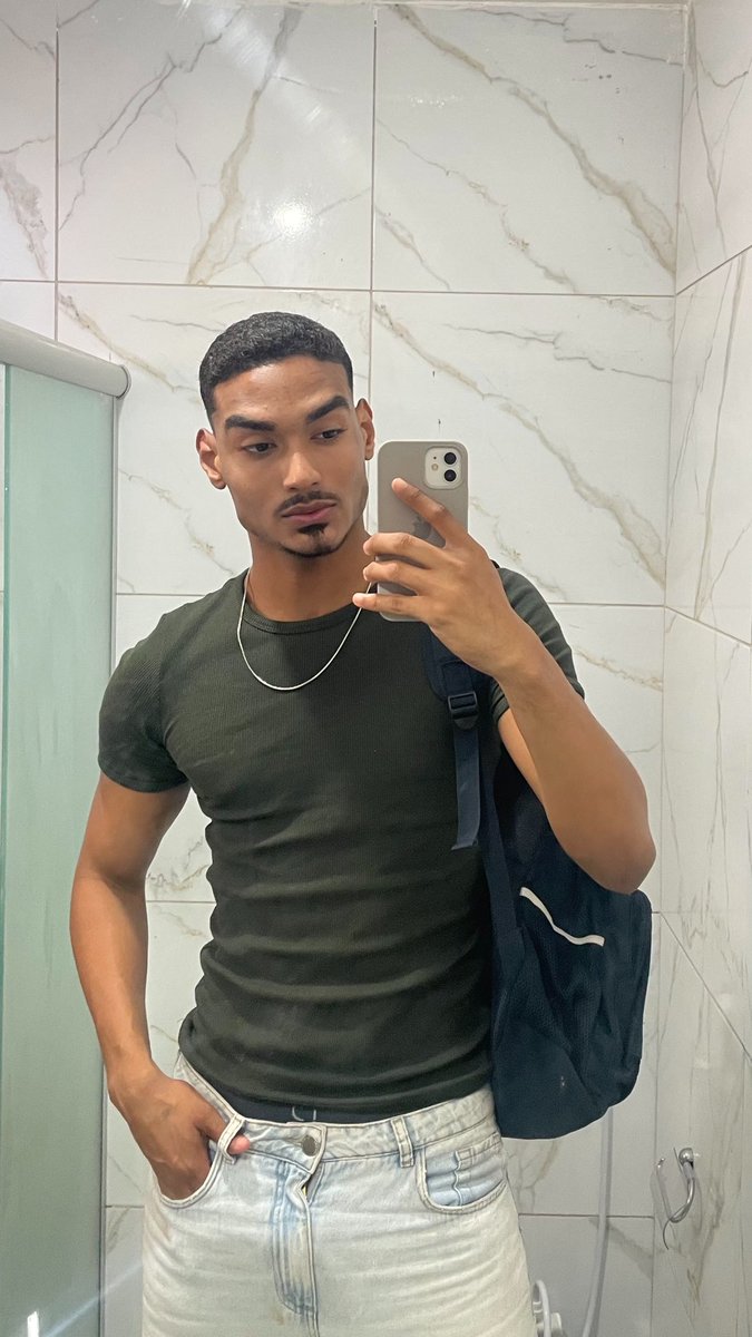 camelinhox's tweet photo. 🤓 https://t.co/tbosjZSExV