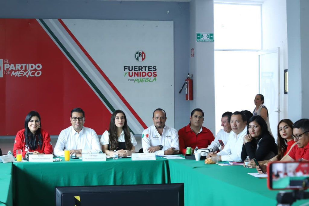 PRI (@pri_nacional) on Twitter photo Morelos, Colima, Zacatecas y Puebla participaron en la reunión nacional encabezada por nuestro Presidente <a href="/alitomorenoc/">Alejandro Moreno</a>, donde se compartieron avances y estrategias del partido.
El #PRIUnido sigue fortaleciendo su trabajo en todo México y su compromiso con la ciudadanía. Morelos, Colima, Zacatecas y Puebla participaron en la reunión nacional encabezada por nuestro Presidente <a href="/alitomorenoc/">Alejandro Moreno</a>, donde se compartieron avances y estrategias del partido.
El #PRIUnido sigue fortaleciendo su trabajo en todo México y su compromiso con la ciudadanía.