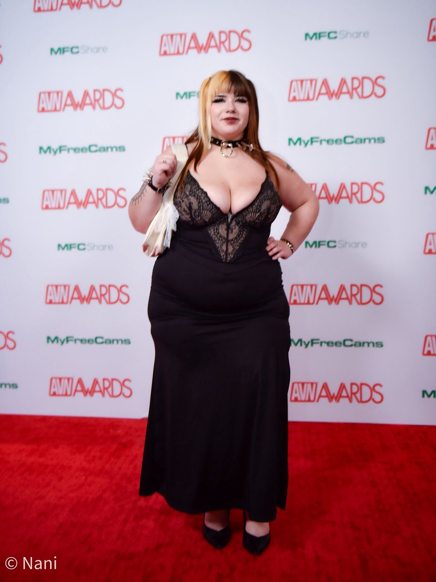 Voting time again ! If you vote, you get a free noodle in your dm! Dm when you vote please with proof of your vote. Make sure you vote both categories for best bbw and favorite cosplayer !