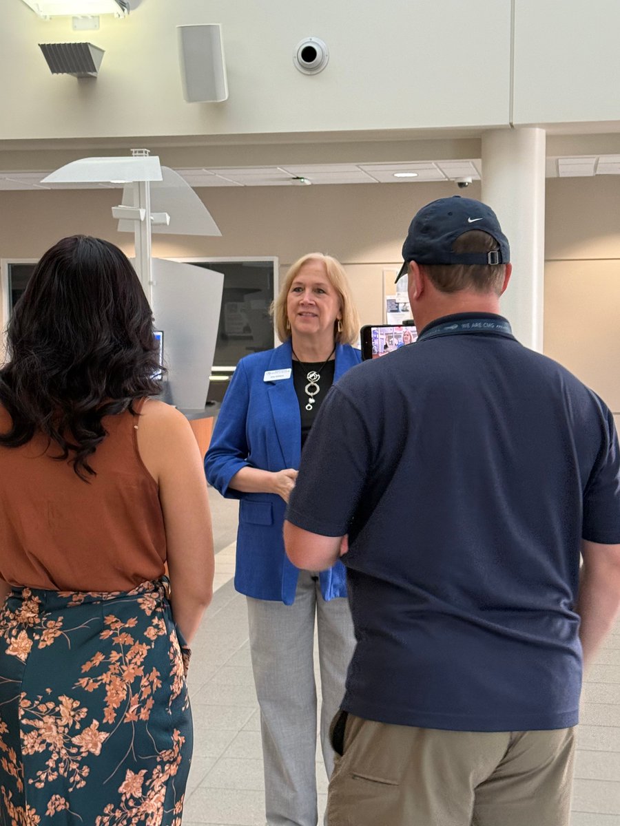 SeminoleState's tweet photo. ๐ฅThanks to @KirstinTVnews of @WFTV for stopping by our Heathrow Campus to chat with AVP Amy Kirkland about our new Lineworker Boot Camp starting this fall. Watch this space for more on this workforce development story.
#GoStateGoFar #WorkforceChampion https://t.co/Tsa5IvNSPS
