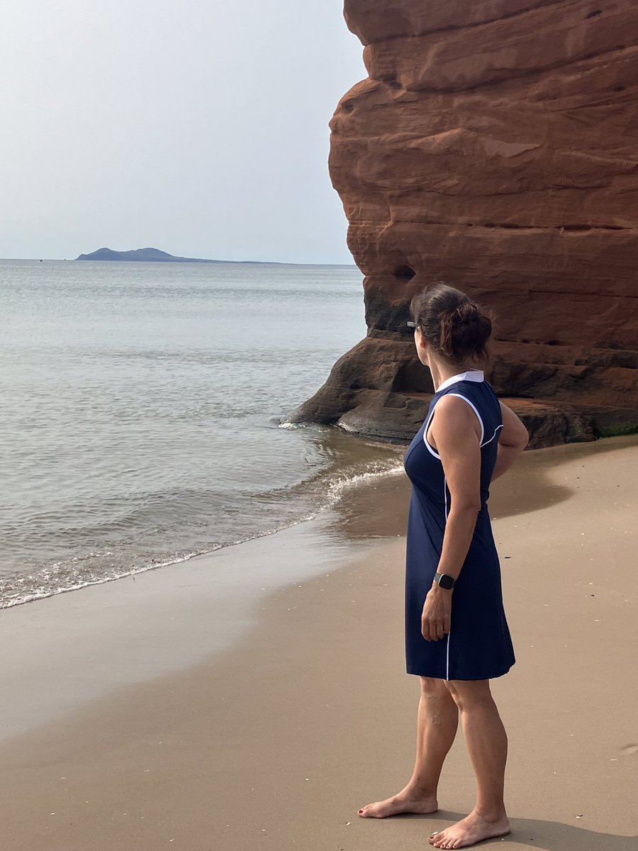 chatou7371's tweet photo. Ça fait longtemps que je n’ai pas posté ici, mais je vous lis souvent. J’arrive des Îles de la Madeleine (mes gars sont à moitié  madelinots), et j’ai encore le soleil, le vent et la mer dans ma peau et mon coeur. https://t.co/1C0sx4Wfa3