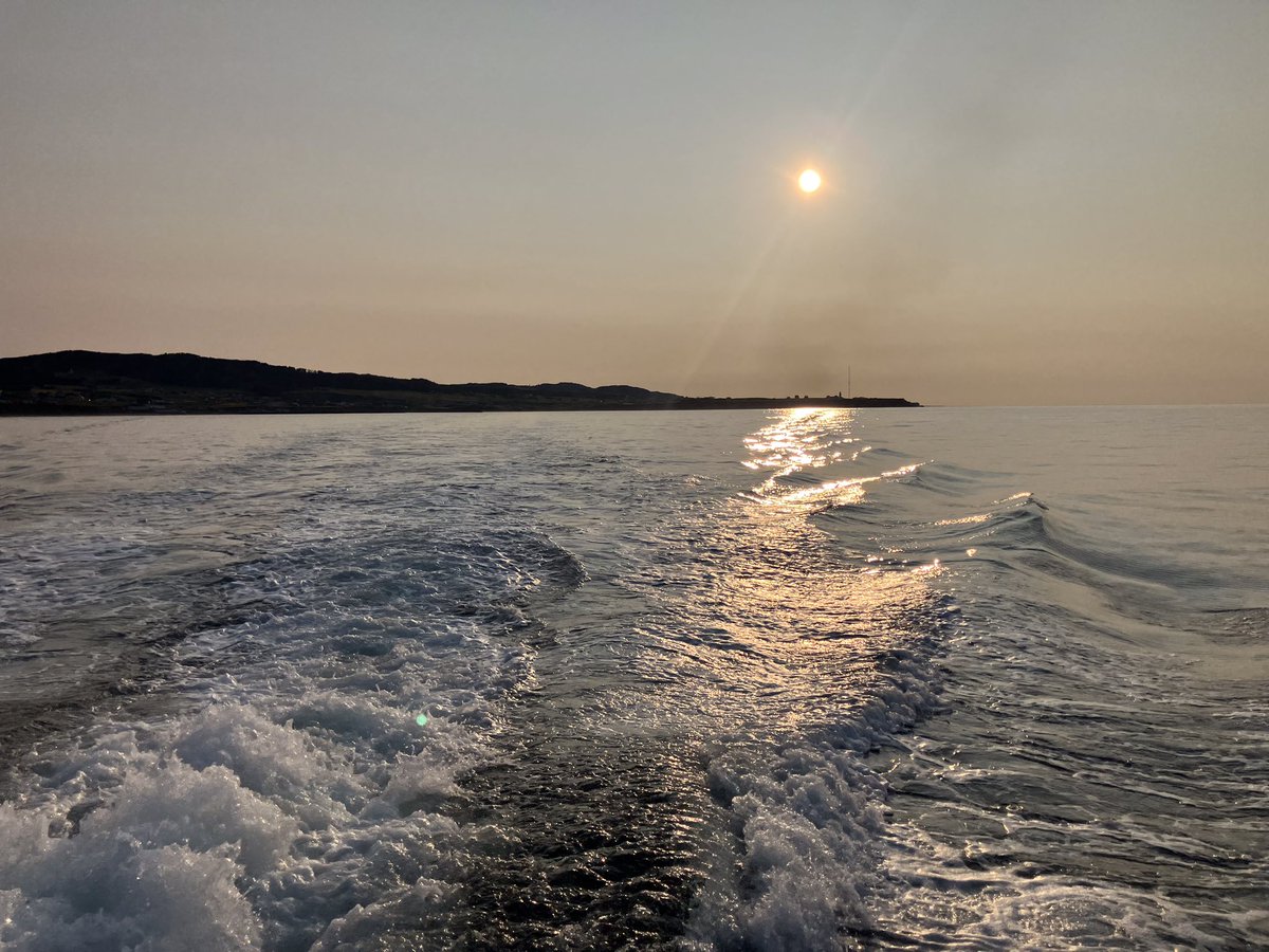 chatou7371's tweet photo. Ça fait longtemps que je n’ai pas posté ici, mais je vous lis souvent. J’arrive des Îles de la Madeleine (mes gars sont à moitié  madelinots), et j’ai encore le soleil, le vent et la mer dans ma peau et mon coeur. https://t.co/1C0sx4Wfa3