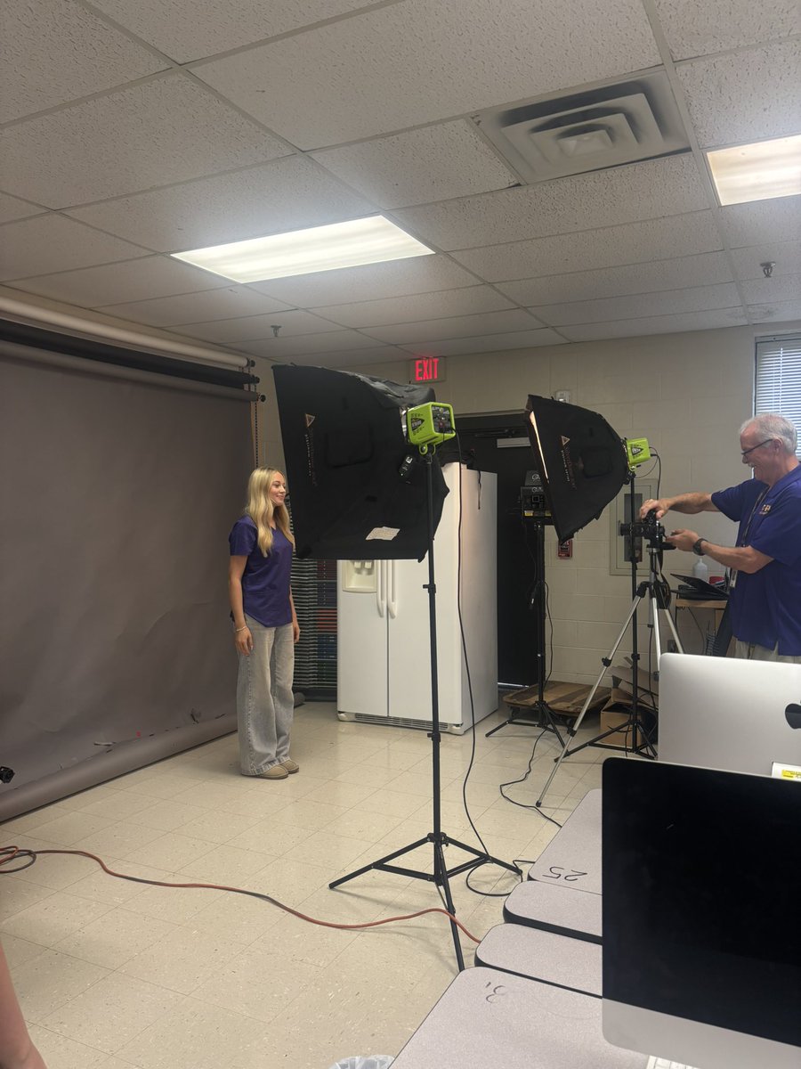 These clinical kiddos are BLS certified and one day closer to starting their clinical rotations. Badge pictures ✔️ Thank you <a href="/SHS_DigitalArts/">SHS-DigitalArts</a> for the pics 📸 <a href="/SmyrnaBulldog/">Smyrna Bulldog</a> <a href="/SHS_CTE/">Smyrna High CTE</a> #onlyoneshs