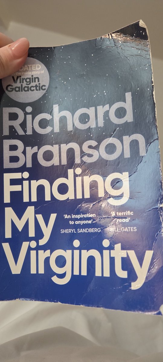 Bubs_asd's tweet photo. Reading this, looking for some reassurance and guidance as business can be hard and lonely.

While I got this, I also got more- @richardbranson thank you for the smiles and laughs (drag air hostess!) 

P.s why is entrepreneur so hard to spell! 

#dsylexicleader #teenmumtoceo https://t.co/tXkplxzRHY