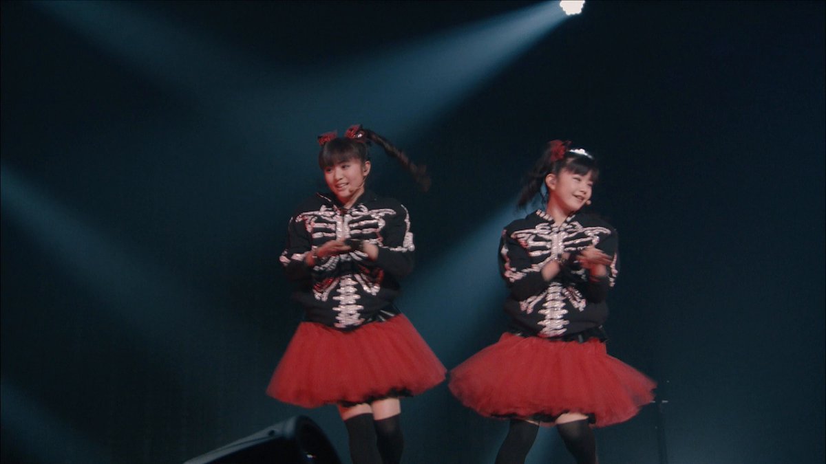 FerrariNumber's tweet image. お早う御座います😀
昨日のZepp大阪ベイサイドでサマーツアーが終わりました
サマーツアー中近くでBABYMETALの3人を見れるのと新曲の演奏で
どの会場も盛り上がってました
次は明後日のサマソニ・バンコク
ファンカムが楽しみですね
今日もよろしくお願いします🦊
＃BABYMETAL 
＃MOIMOI