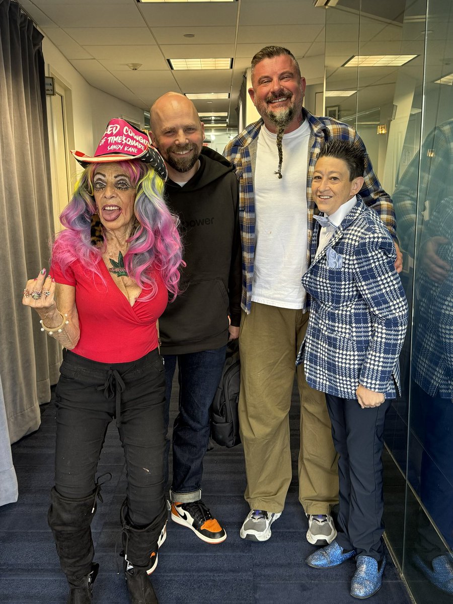 Sam Roberts’ Show tweet media