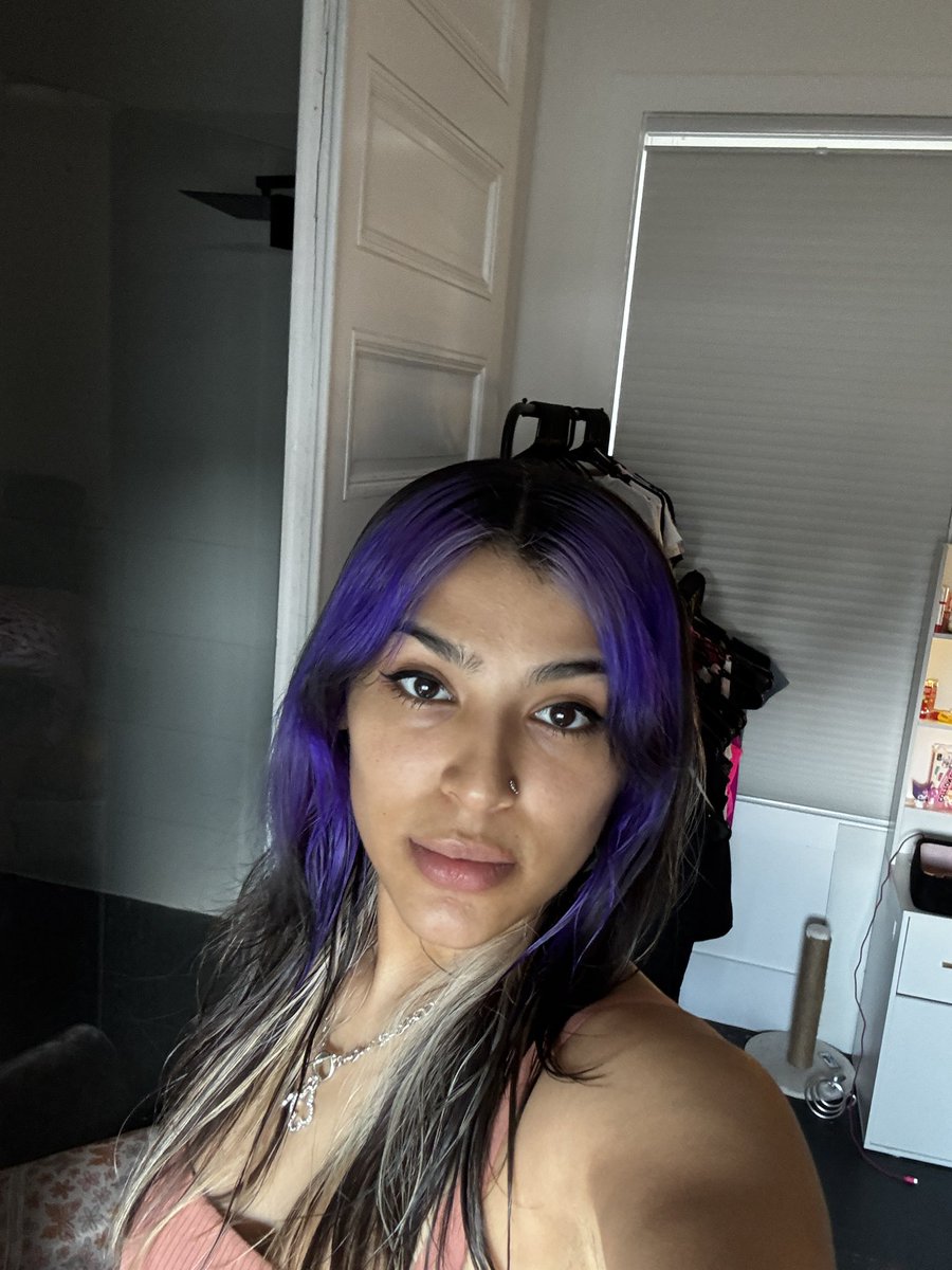 _RaeRaey_'s tweet photo. Come visit https://t.co/MYgnBsE4vT https://t.co/1BC0qzcU4W