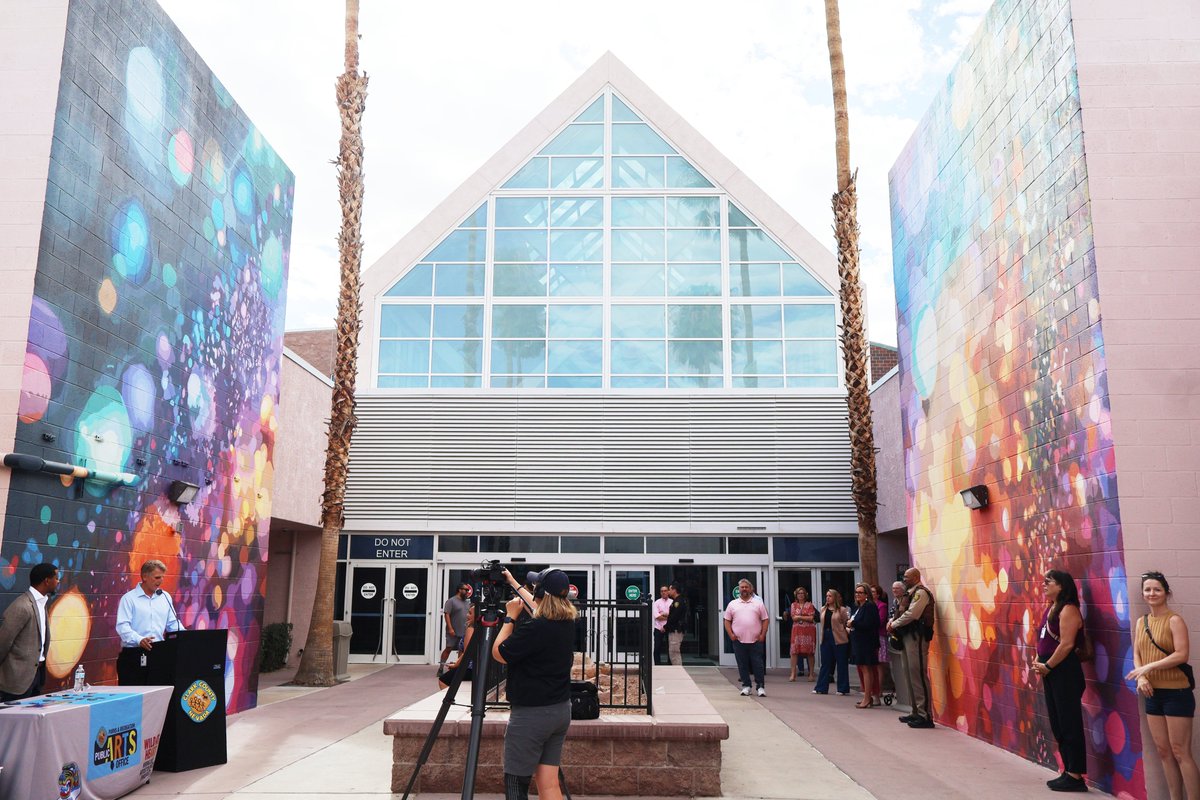 Nv8thC's tweet image. Judges &amp;amp; Commissioner William McCurdy II at dedication of mural intended to lift those coming &amp;amp; going from some of life’s most difficult moments at family court. Clark County Public Arts Office commissioned the mural by artists Jerry Misko, Juan Ochoa &amp;amp; Melody Gallegos