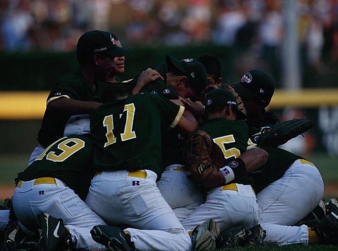 El Zulia sigue siendo el único estado de la Región Latinoamericana en ser campeón de la Serie Mundial de Pequeñas Ligas.

Sierra Maestra fue el último equipo en hacerlo en el año 2000. Nuestro capitán Ali Castillo formó parte de ese roster.

Hay que acabar con esa sequía pronto.