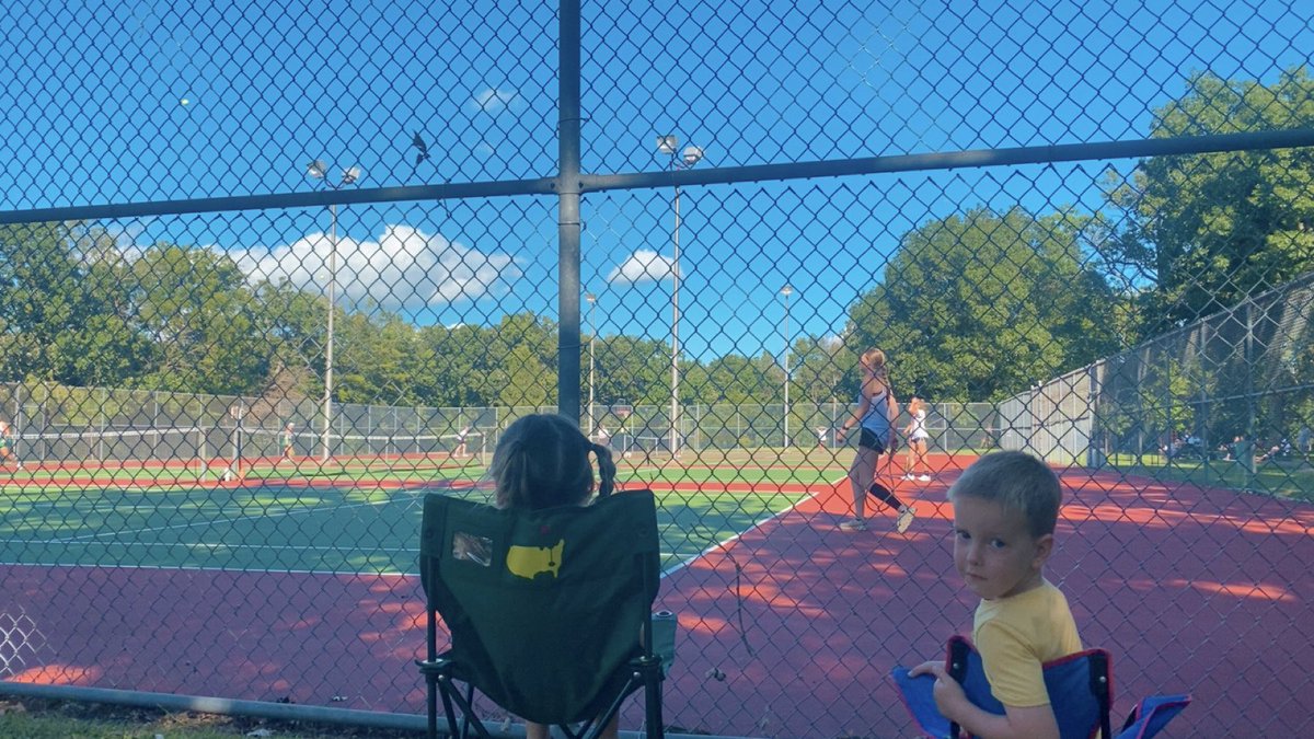 KLMoses23's tweet image. Perfect night to take in some tennis. #IFACadetPride