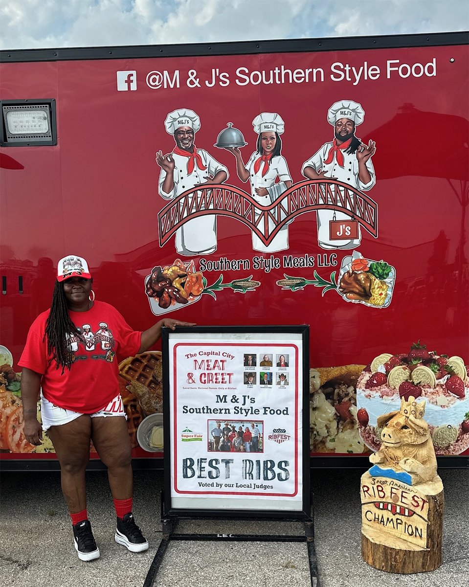 SuperFairLNK's tweet photo. From pie eating champs to Ribfest ribbers who served up the best bites, from barrel racers to speedy wiener dogs, the Fair was full of winners this year. 🏆

#SuperFairLNK #SGEC #LancasterCountySuperFair #Competition #CountyFair https://t.co/8ZeutmEsbj