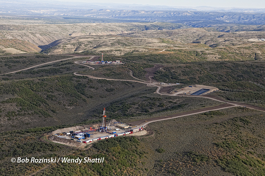 lighthawk_org's tweet image. #TBT ✈️ In 2010, LightHawk flew photographer Bob Rozinski over Colorado’s Roan Plateau to document drilling impacts on a biodiversity hotspot—home to threatened wildflowers &amp;amp; pure cutthroat trout.

Aerial images gave the conservation community a vital perspective.
#FlyingForGood