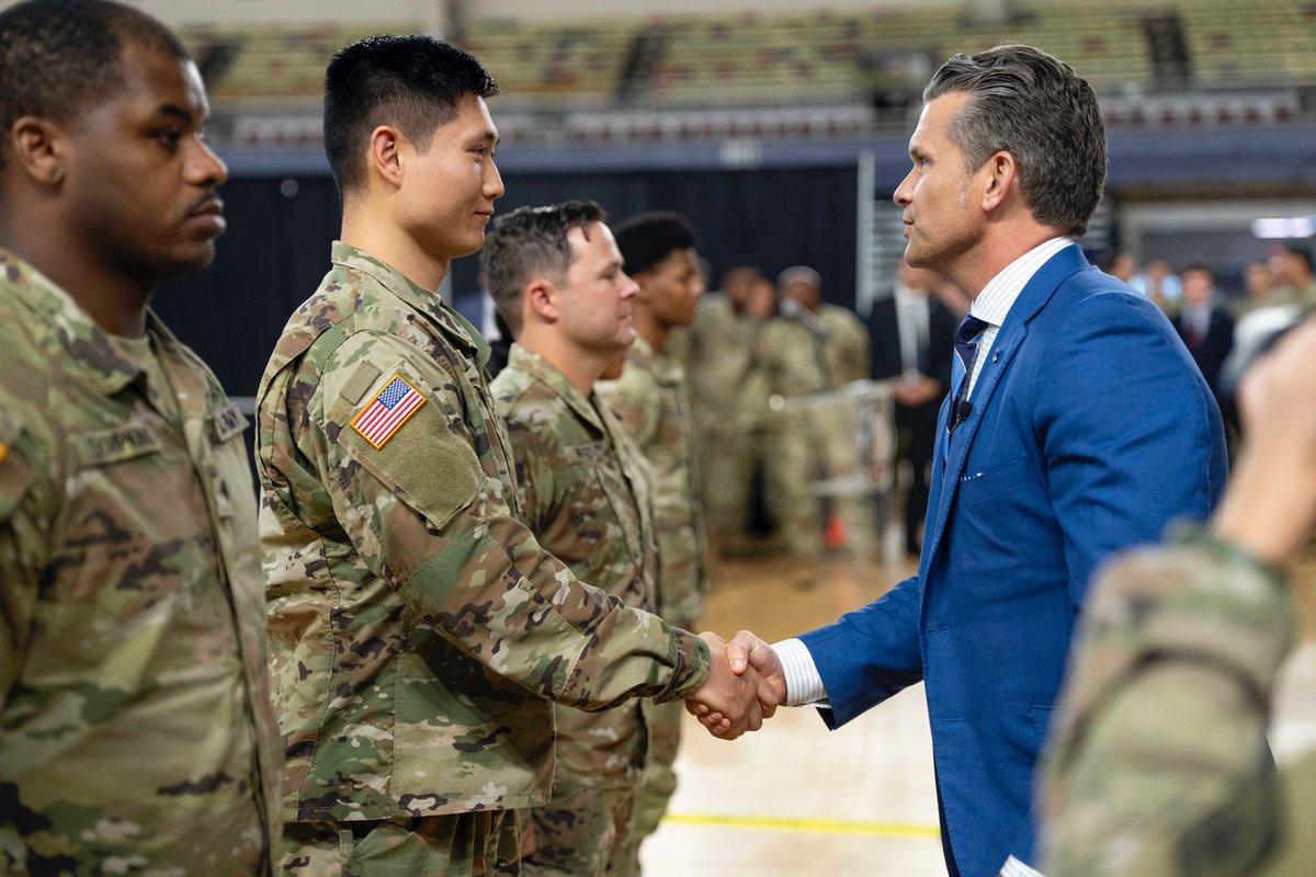Secretary Hegseth met with the National Guard at the Washington D.C. Armory to thank our brave warriors. 

These Guardsmen are working around the clock to make Washington D.C. safe and beautiful.