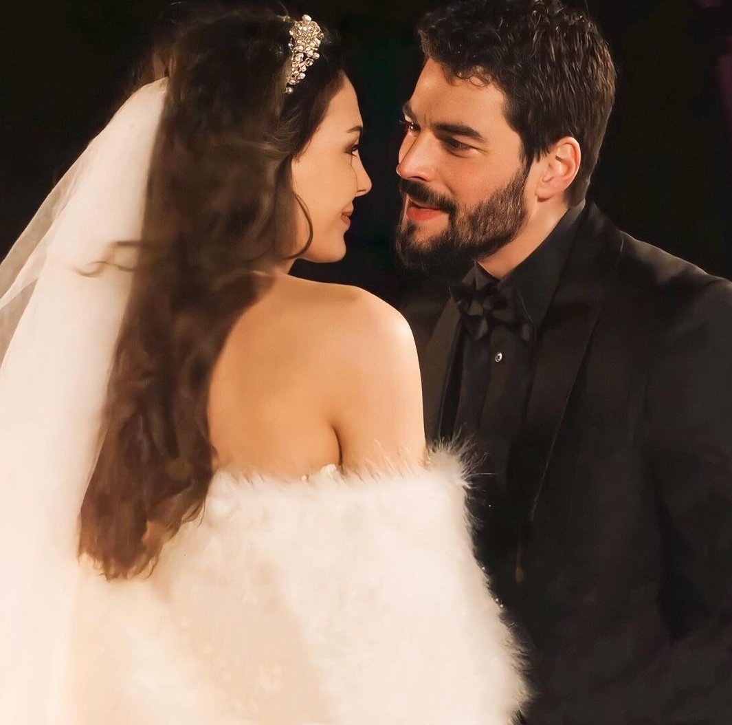 miroreymir's tweet photo. ✨22.8.2025✨

Happy 6 th Anniversary my lovely couple #ReyMir ❤️

#RememberReyMir
#ReyMirAnniversary https://t.co/gF3YAE4j1Z