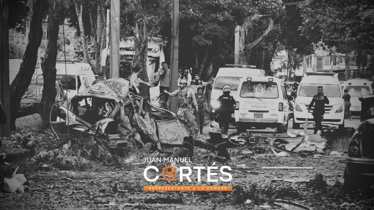 Como militar en uso de buen retiro, estoy totalmente impactado por lo sucedido frente a la Base Aérea Marco Fidel Suárez en Cali.

Expreso mi total rechazo a este tipo de actos terroristas que no solo afectan a la ciudadanía, sino también a nuestra Fuerza Pública.
La seguridad de