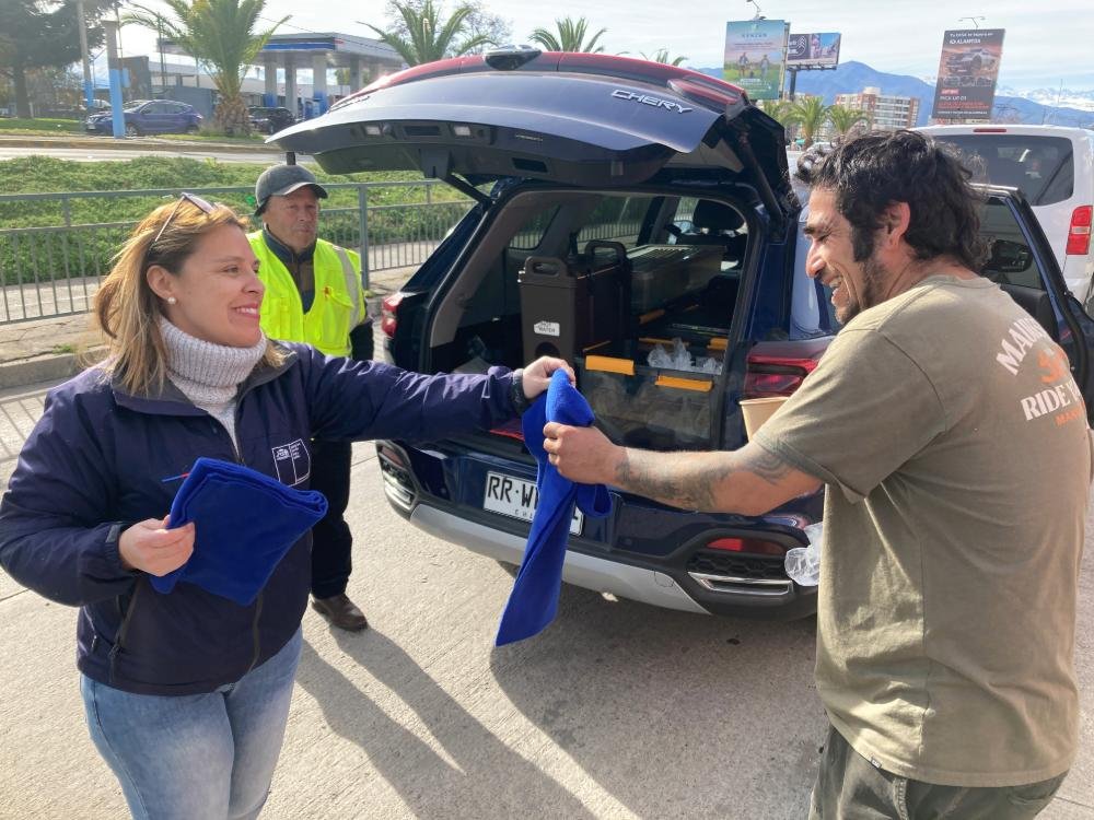 Frente frío: Gobierno activa Código Azul en seis regiones del centro-sur del país: La medida, que regirá desde este jueves a las 17:00 horas, permitirá reforzar los servicios dirigidos a… dlvr.it/TMcmmS #FrenteFrío #CódigoAzul #Salud #PersonasEnSituaciónDeCalle #Chile