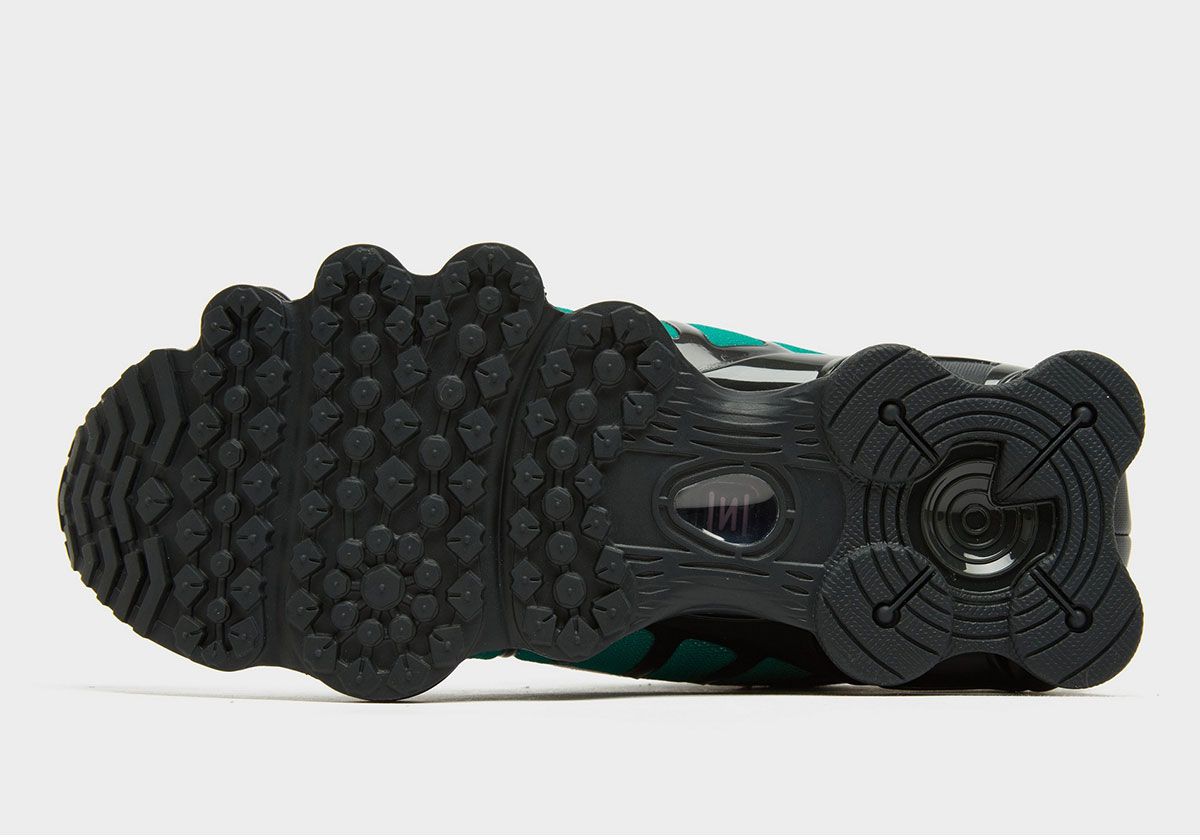 Nike Shox TL "Watermelon" 🍉
🚨 AVAILABLE NOW 🚨
👩 WMNS 💰 $180