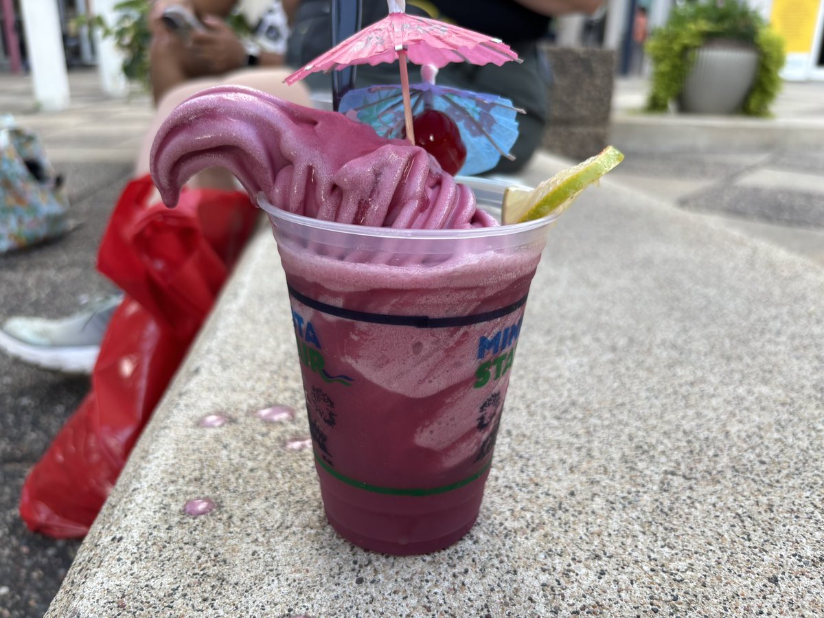 Star Tribune Going Out tweet media