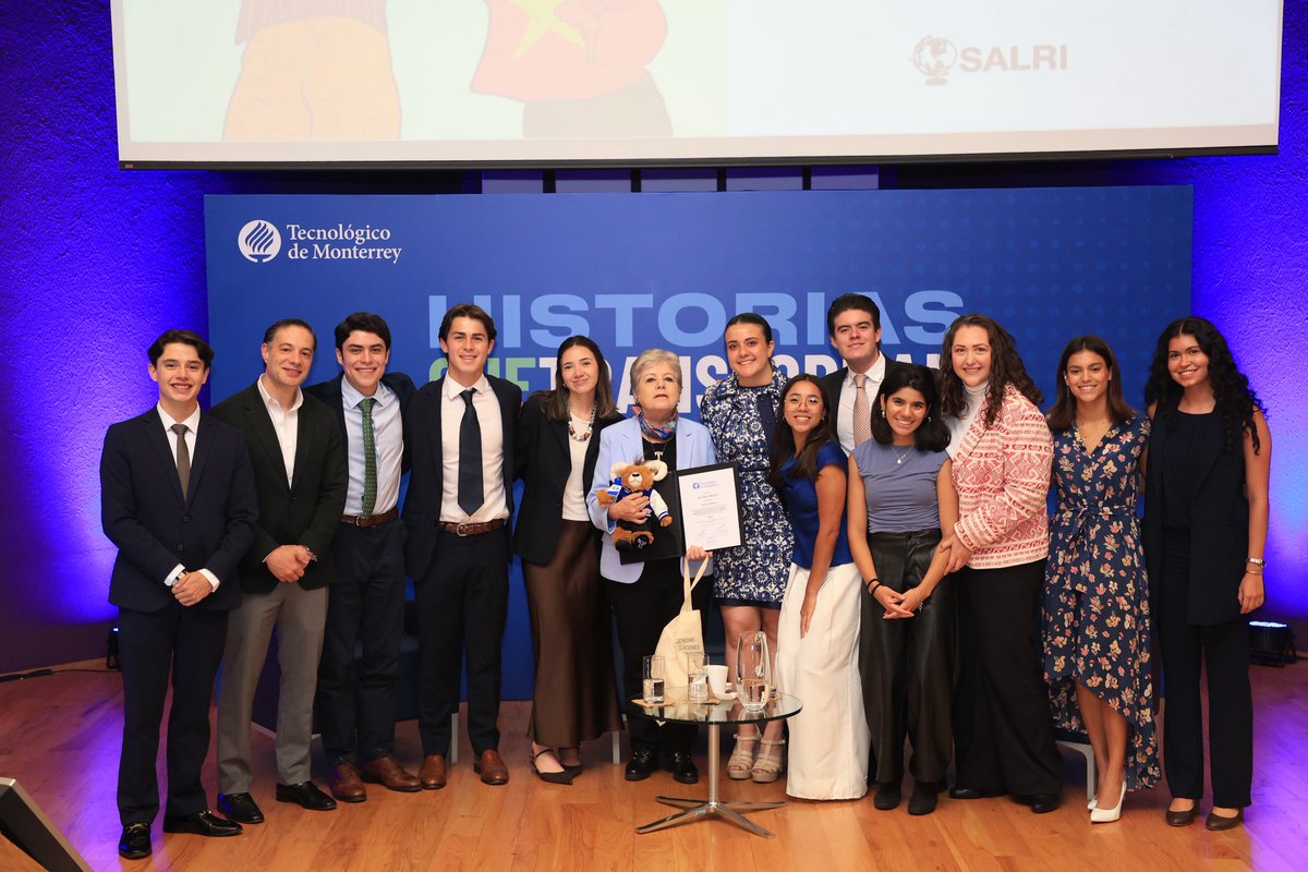 Gracias, Dra. Alicia Bárcena, por inaugurar con tanta inspiración Historias que Transforman en <a href="/Tec_CSF/">Tec Santa Fe</a>. Su liderazgo y visión dejan huella en nuestra comunidad y fortalecen esta iniciativa que acerca a jóvenes a trayectorias que inspiran.