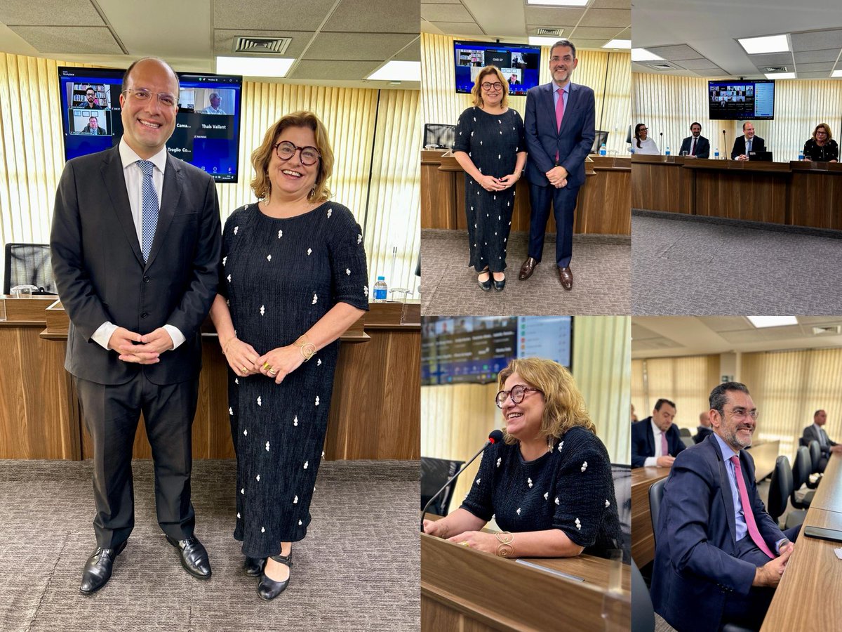 A Comissão Especial de Advocacia Criminal da OAB-SP realizou na manhã desta quarta-feira (20/8) Reunião Ordinária. A Presidente da AASP Renata Castello Branco Mariz de Oliveira participou da mesa de abertura ao lado do Presidente da Comissão José Carlos Abissamra Filho.