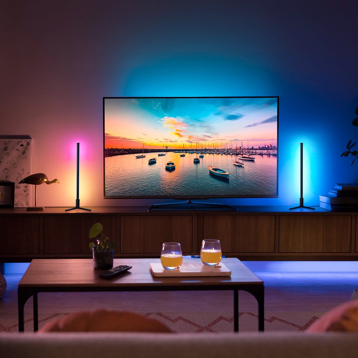 xentarhome's tweet image. Lowkey obsessed with the RGBCW Corner Table Lamp in Black for just $24.90! It sneaks into the vibe and makes everything look cooler. Lighting game changed. 💡✨ #XENTAR #TableLamp #LightingMagic xentar.com/products/rgbcw…
