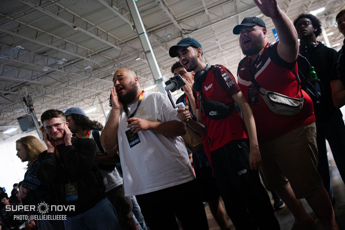 Mohamed (@momo_stache59) on Twitter photo Thread : VLOG
J’ai eu la chance de partir pour le <a href="/SuperSmashCon/">Supernova 2025</a> avec <a href="/TeamVegacy/">Team Vegacy</a>. Je me suis motivé à filmer tout le voyage. C’est ma 1ere « grosse » expérience en édition vidéo, donc je suis preneur de vos conseils.
Je fais ce thread pour que ce soit plus facile à suivre. Thread : VLOG
J’ai eu la chance de partir pour le <a href="/SuperSmashCon/">Supernova 2025</a> avec <a href="/TeamVegacy/">Team Vegacy</a>. Je me suis motivé à filmer tout le voyage. C’est ma 1ere « grosse » expérience en édition vidéo, donc je suis preneur de vos conseils.
Je fais ce thread pour que ce soit plus facile à suivre.