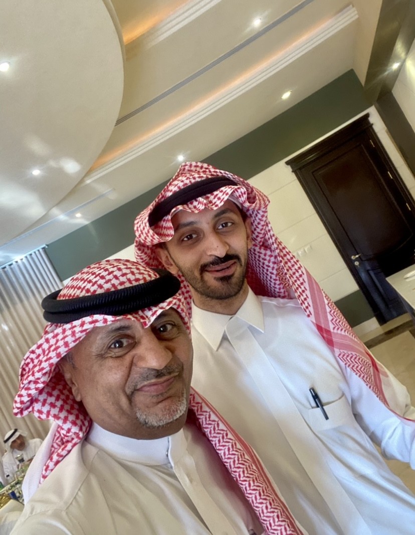 #احمد_سرور (@ahmed_sroor1) on Twitter photo شكراً وأكثر .. لكرم الضيافه .
- القريبين للقلب ❤️ ريان السعيّد - و
<a href="/ahmedaltheebb/">احمد حمود عبدالله الذييب</a>
<a href="/atninih_altheeb/">اثنينية الذييب</a> شكراً وأكثر .. لكرم الضيافه .
- القريبين للقلب ❤️ ريان السعيّد - و
<a href="/ahmedaltheebb/">احمد حمود عبدالله الذييب</a>
<a href="/atninih_altheeb/">اثنينية الذييب</a>