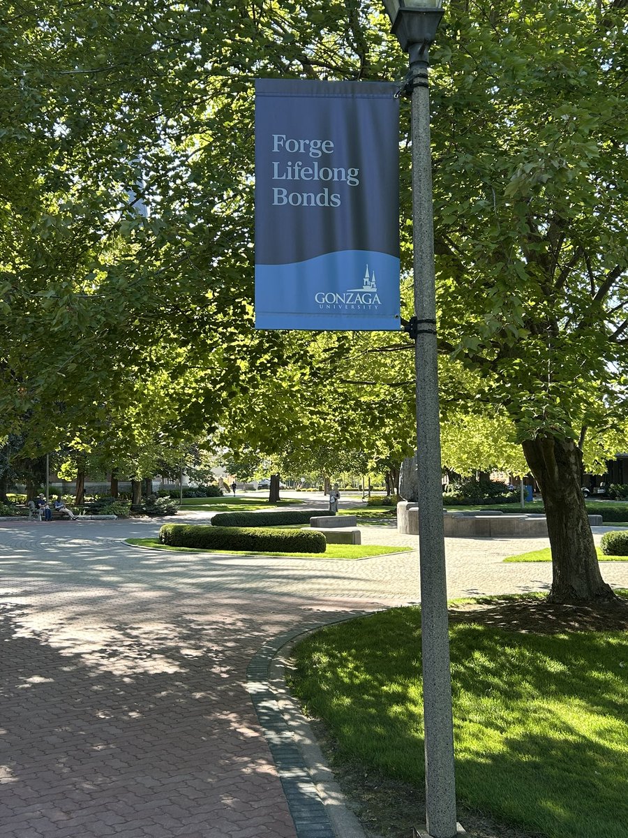 24 years ago to the day I 1st stepped foot on the Gonzaga campus. Little did I know the impact this university and community would have on my life. Welcome to the class of 2029 - savor the journey! See ya in The Kennel! 🔴🔵🐶