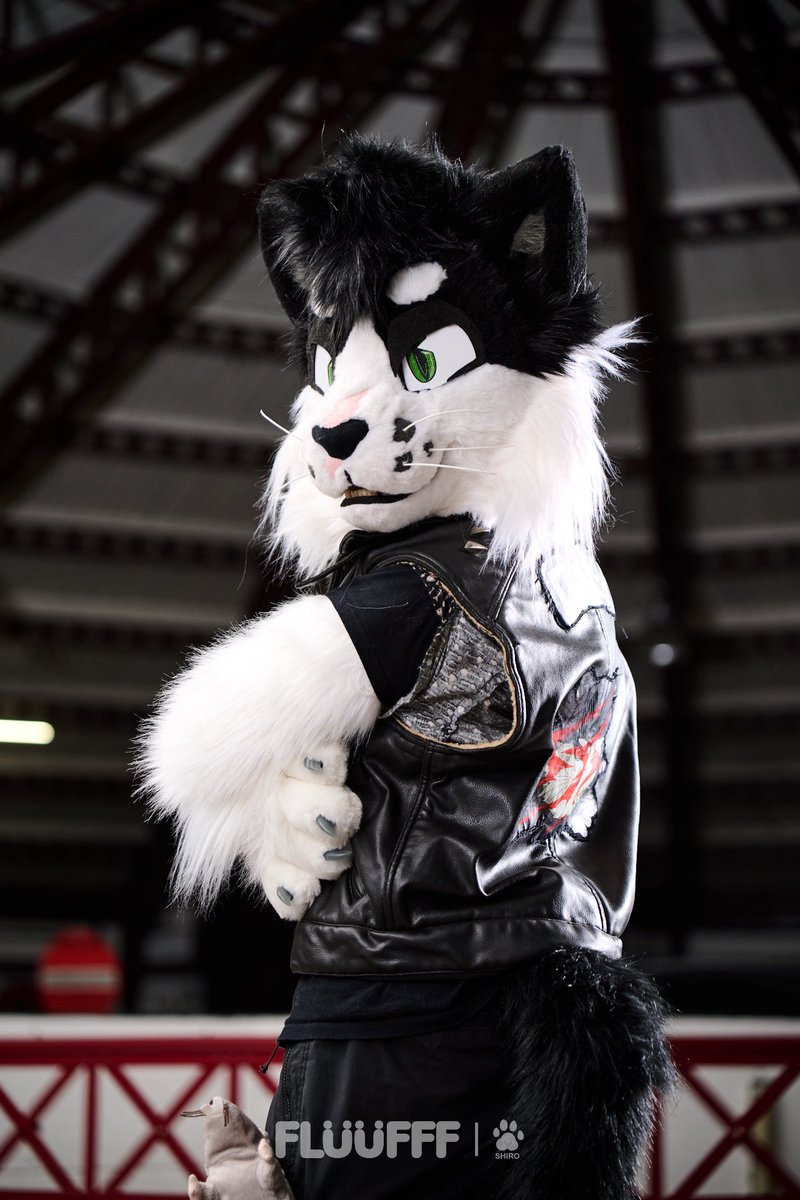 Cyber (@pdcyberrr) on Twitter photo I’m a Big Kittycat! Mreow 😼🐈⬛
At <a href="/FluufffCon/">Flüüfff</a> I’m a Big Kittycat! Mreow 😼🐈⬛
At <a href="/FluufffCon/">Flüüfff</a>