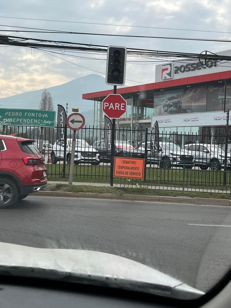 Mauricio Acuna (@macunacr) on Twitter photo Se acerca septiembre y siguen sin funcionar semáforos cruce Vespucio Norte / Avda. El Guanaco correspondiente a <a href="/mun_huechuraba/">Municipalidad de Huechuraba</a> Los de Recoleta y Conchali fueron reparados hace meses <a href="/TTISantiago/">TransporteInforma Región Metropolitana De Santiago</a> Vamos para los 6 meses #trabajahuechuraba Se acerca septiembre y siguen sin funcionar semáforos cruce Vespucio Norte / Avda. El Guanaco correspondiente a <a href="/mun_huechuraba/">Municipalidad de Huechuraba</a> Los de Recoleta y Conchali fueron reparados hace meses <a href="/TTISantiago/">TransporteInforma Región Metropolitana De Santiago</a> Vamos para los 6 meses #trabajahuechuraba