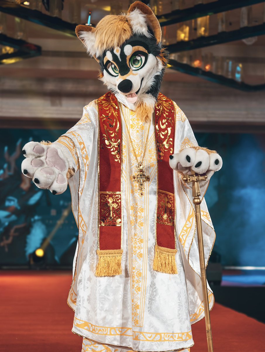 Is somebody gonna come to Infurnity this year?
#FursuitFriday  
📷：<a href="/huskgen/">Huskgen ( ͡ʘ ͜ʖ ͡ʘ) Furum</a>