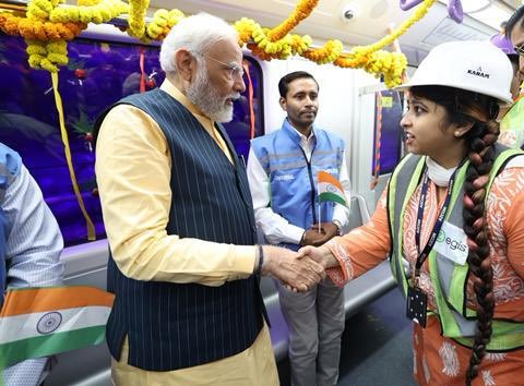 PM Modi to inaugurate 13.61 KM of Kolkata Metro: 

Noapara–Jai Hind Bimanbandar (Yellow Line, 6.77 KM)
Sealdah–Esplanade (Green Line, 2.45 KM)
Beleghata–Hemanta Mukhopadhyay (Orange Line, 4.39 KM)

Kolkata metro is now the 3rd longest in the country, spanning 73KM