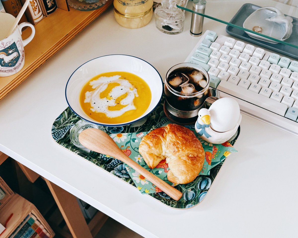 スープとパンの朝