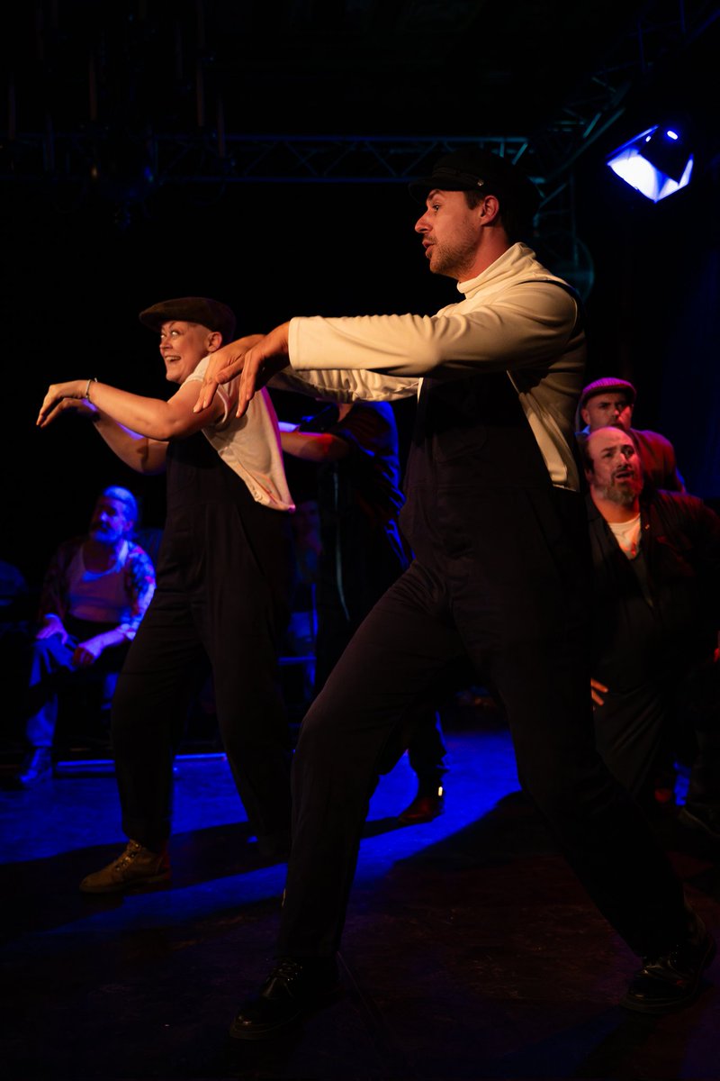 Early Doors tweet media